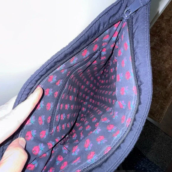 Vera Bradley Navy Blue Quilted Crossbody Hipster Lightweight Bag - Picture 7 of 12